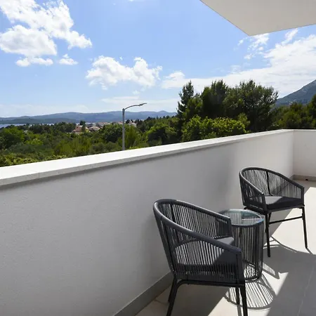 Mi In - Haus Für 8 Personen Orebić