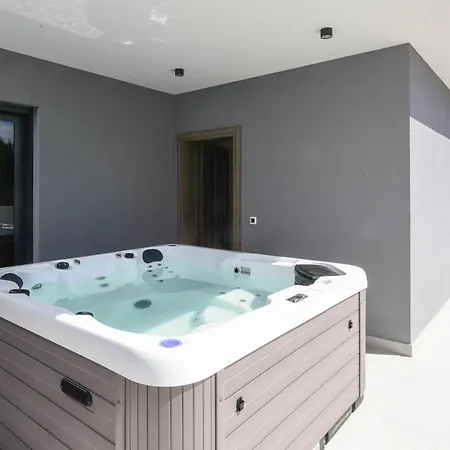 Mi In - Haus Für 8 Personen Villa Orebić