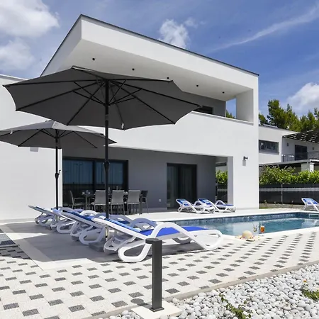 Mi In - Haus Für 8 Personen * Orebić