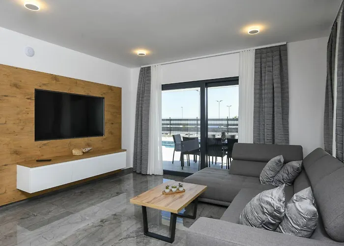 Villa Mi In - Haus Für 8 Personen *