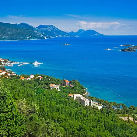 Villa Mi In - Haus Fuer 8 Personen Orebić