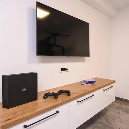 Mi In - Haus Fuer 8 Personen *