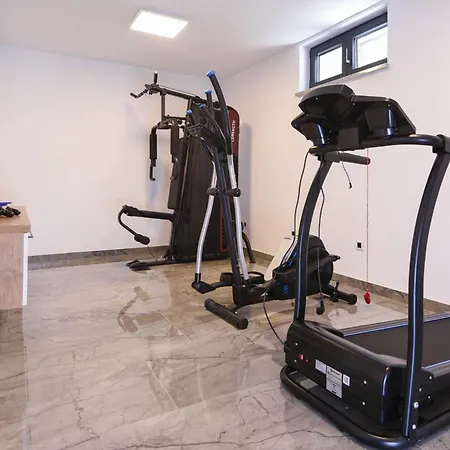 ヴィラ Mi In - Haus Fuer 8 Personen オレビック