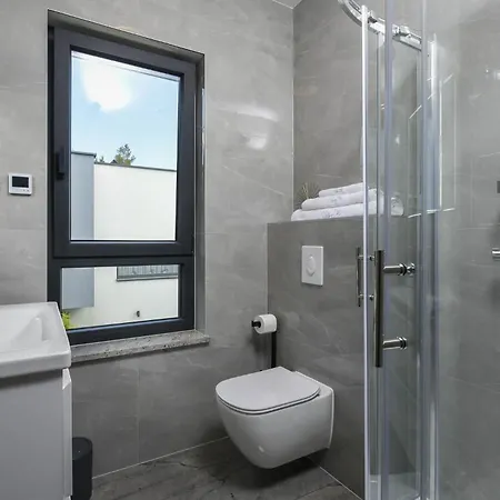 Mi In - Haus Fuer 8 Personen * Orebic