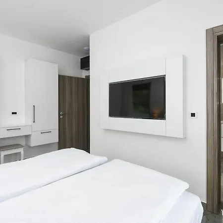 ヴィラ Mi In - Haus Fuer 8 Personen *