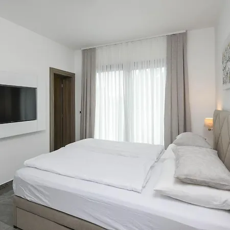 Mi In - Haus Fuer 8 Personen *