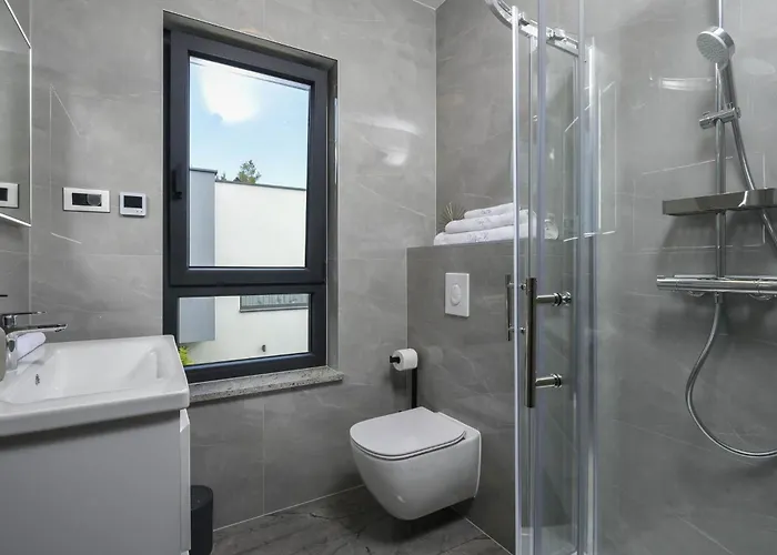 Mi In - Haus Fuer 8 Personen * オレビック